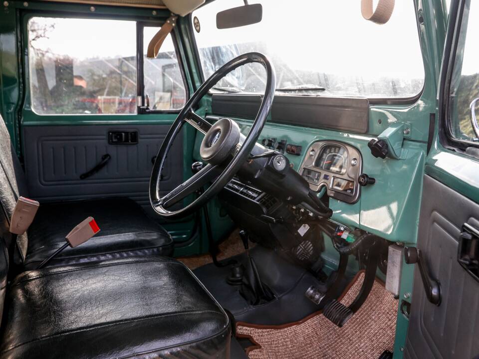 Bild 4/45 von Toyota Land Cruiser FJ 40 (1978)
