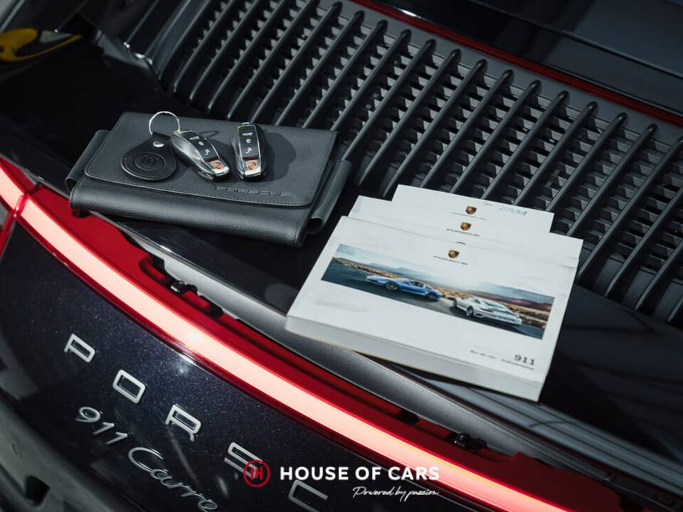 Bild 24/24 von Porsche 911 Carrera 4 GTS (2017)