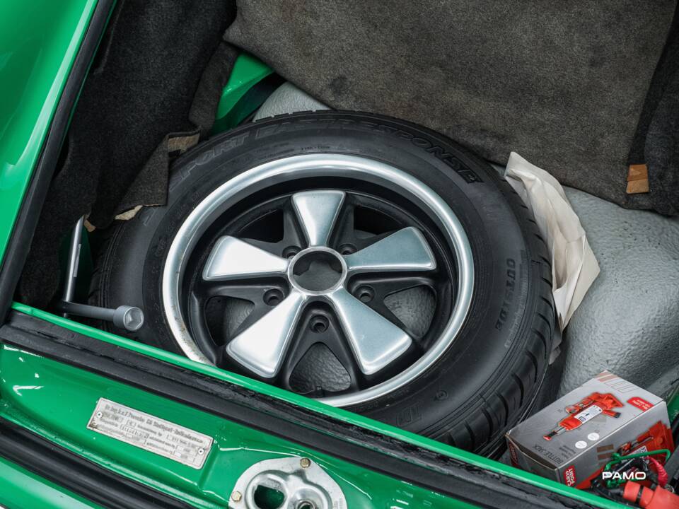 Bild 34/41 von Porsche 911 2.2 E (1970)