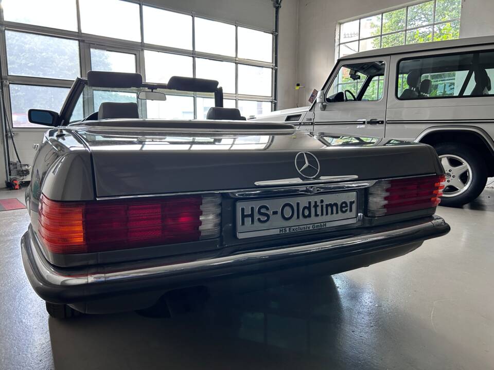 Image 8/37 of Mercedes-Benz 560 SL (1986)