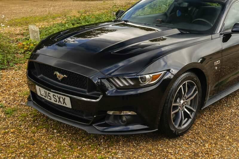 Image 13/50 de Ford Mustang GT 5.0 V8 (2015)