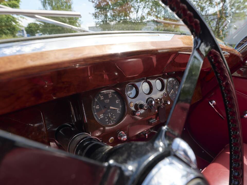 Afbeelding 33/70 van Jaguar Mk V  3.5 Litre (1950)