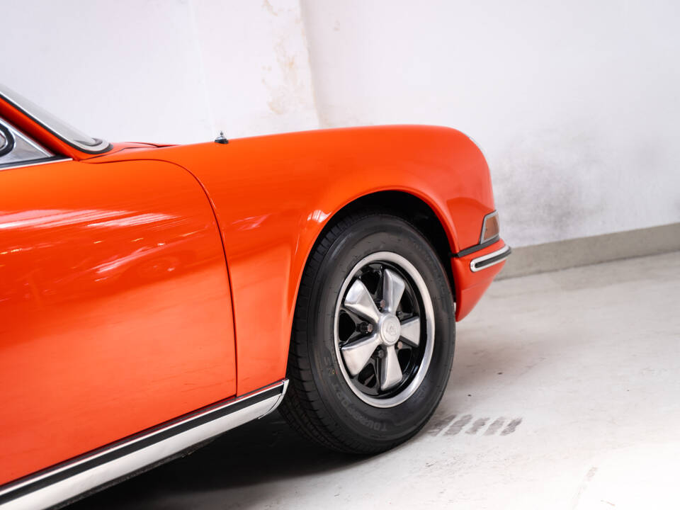 Image 25/40 of Porsche 911 2.0 T (1969)