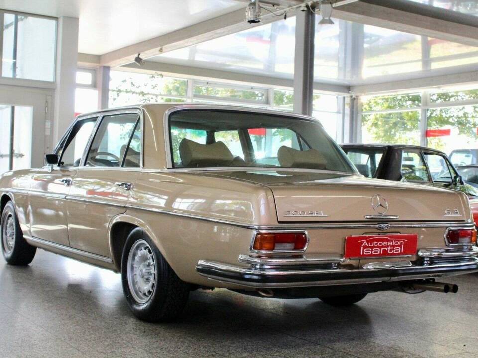 Imagen 3/20 de Mercedes-Benz 300 SEL 6.3 (1969)