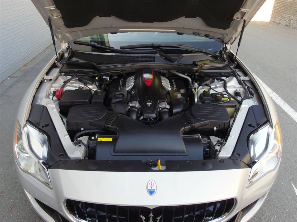 Image 80/99 of Maserati Quattroporte GTS (2014)