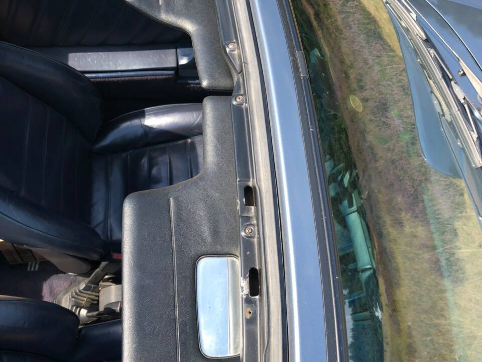 Image 40/50 of Porsche 911 Carrera 3.2 (1984)