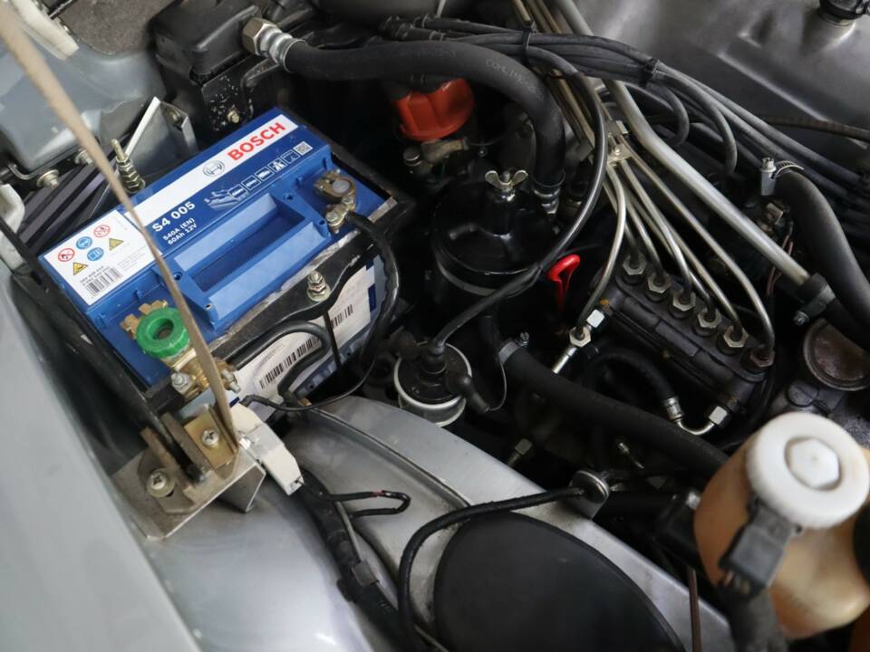 Bild 40/45 von Mercedes-Benz 280 SL (1968)