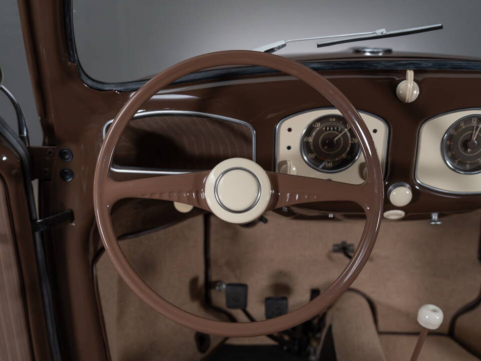 Imagen 28/39 de Volkswagen Escarabajo Estandar (1950)