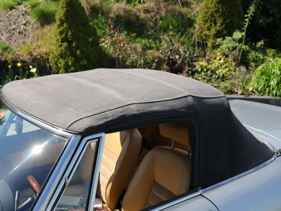 Image 24/50 of Alfa Romeo 2.0 Spider (1992)