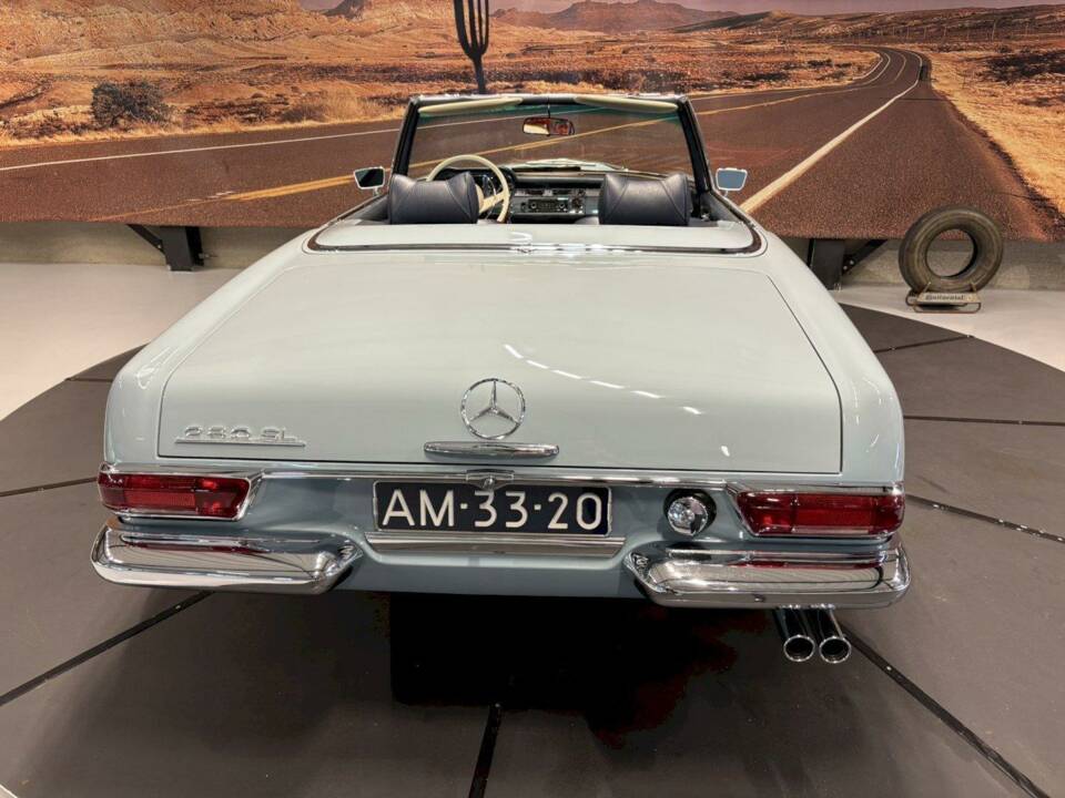 Bild 17/36 von Mercedes-Benz 280 SL (1969)