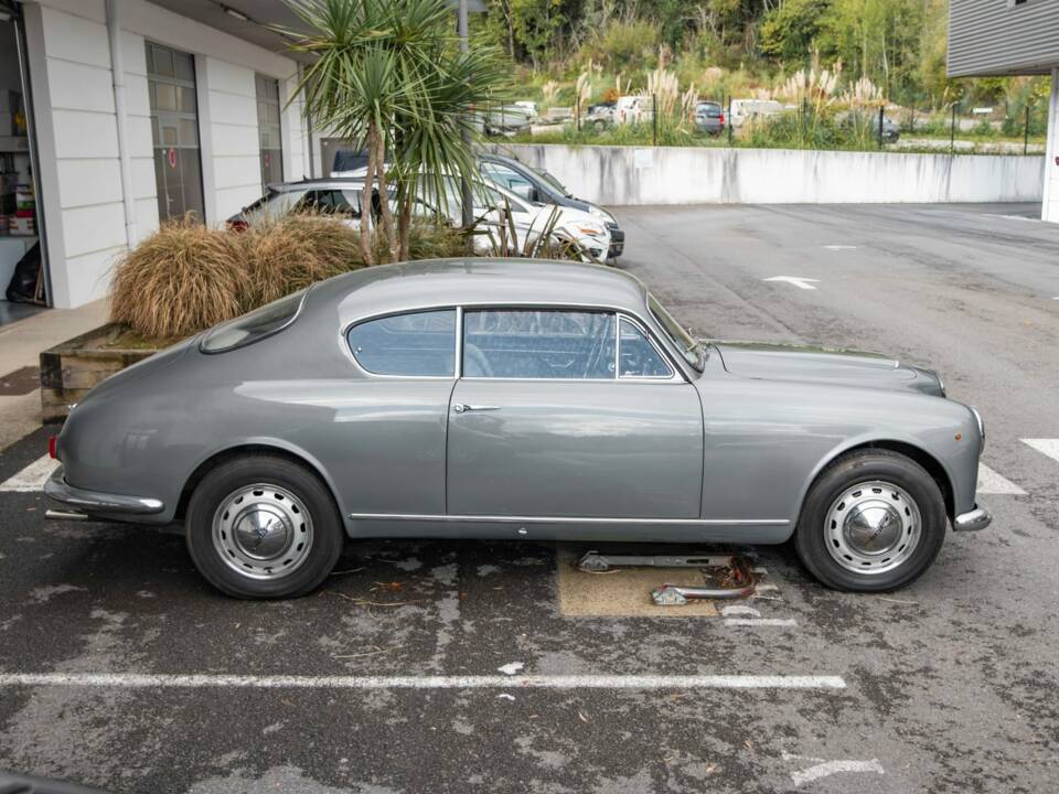 Imagen 5/18 de Lancia Aurelia B20 GT 2500 (1958)