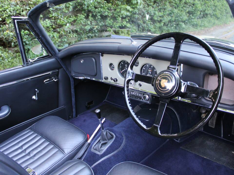 Image 8/18 of Jaguar XK 150 3.8 S DHC (1960)