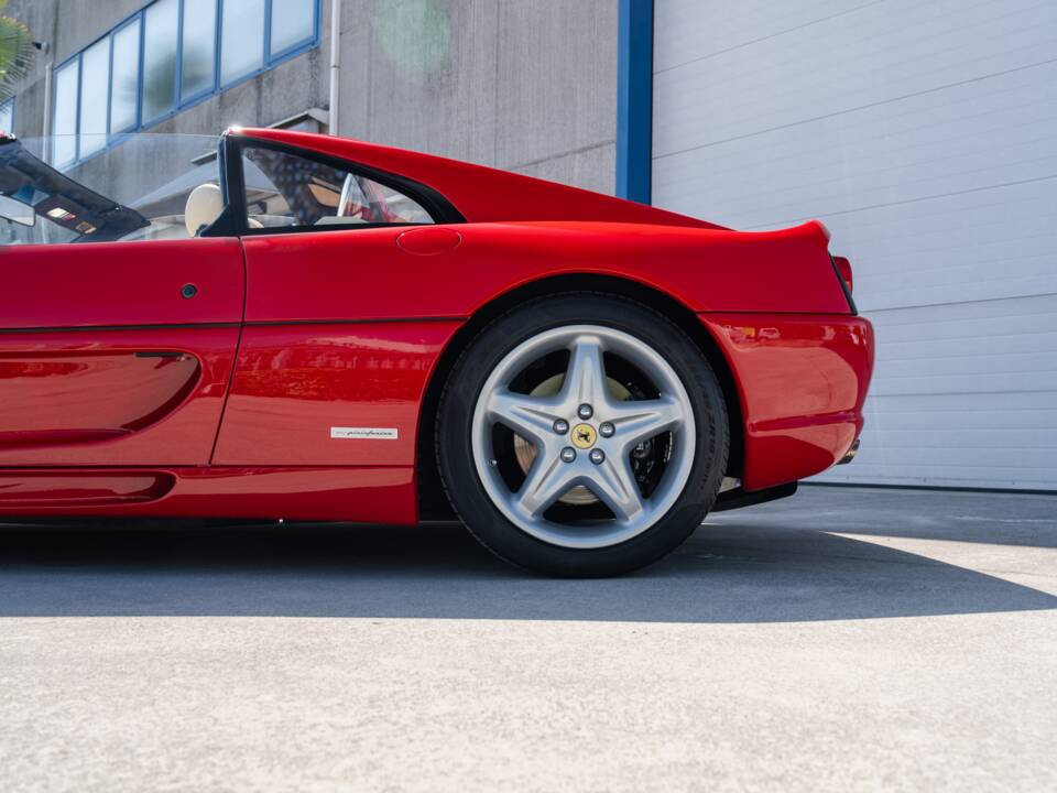 Bild 14/100 von Ferrari F 355 F1 GTS (1998)