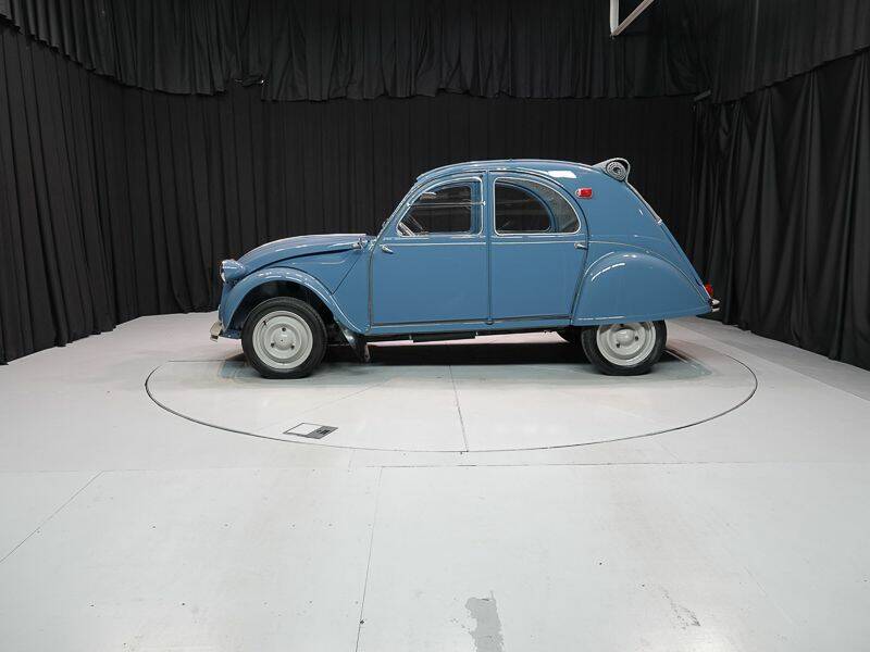 Image 4/15 de Citroën 2 CV (1964)