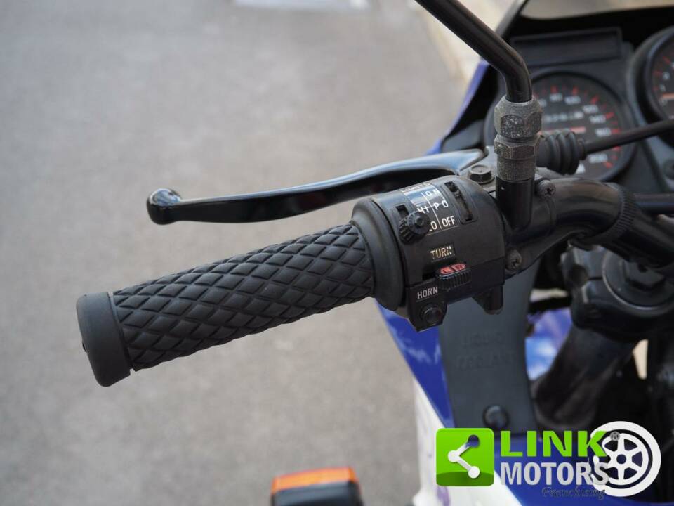 Bild 5/10 von Yamaha DUMMY (1993)