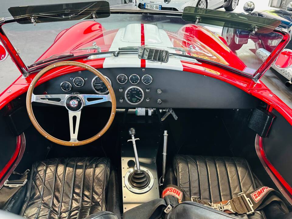 Immagine 5/20 di AC Cobra Lightweight (1994)