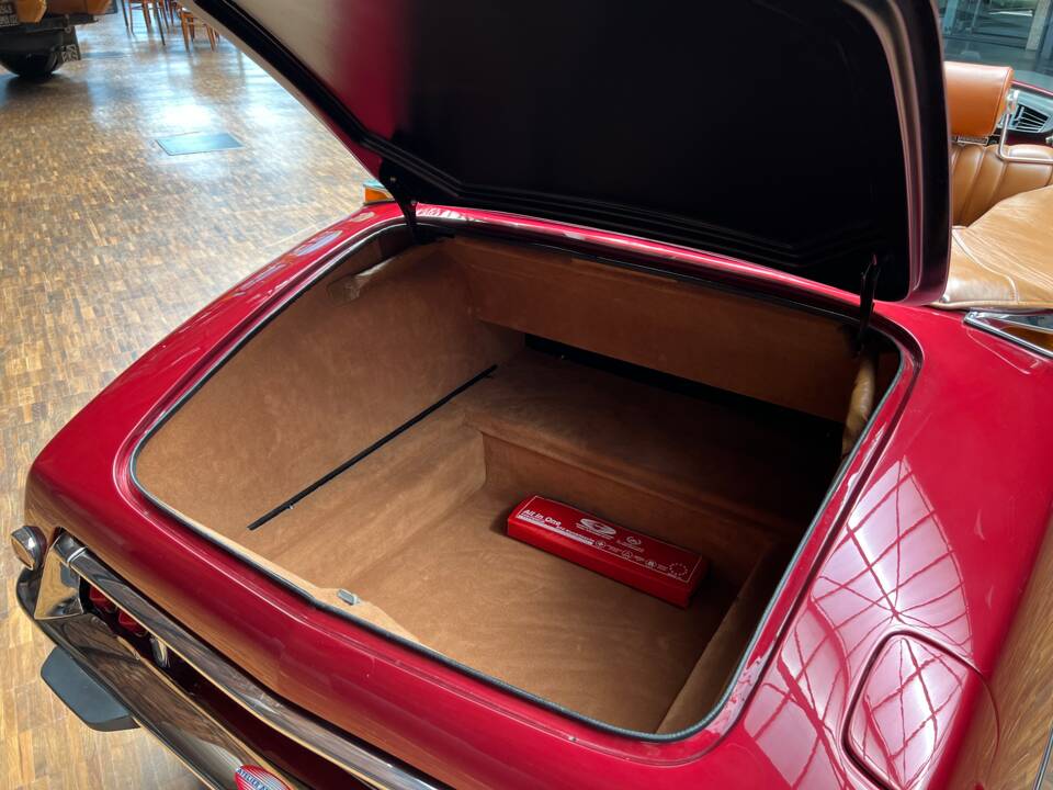 Immagine 27/33 di Citroën DS 19 Usine (1963)