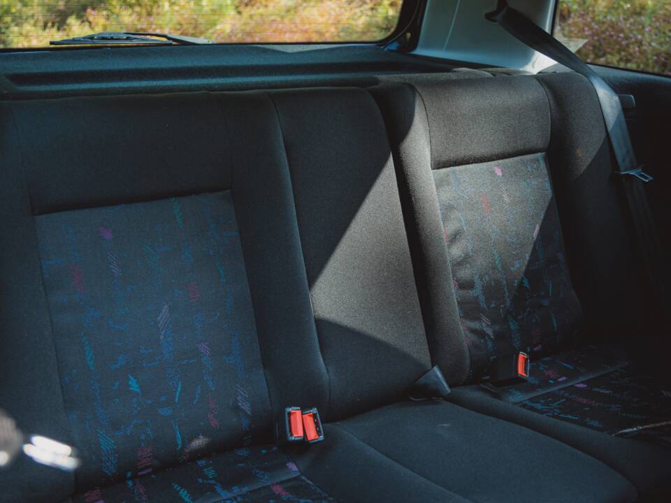 Image 20/39 of Volkswagen Golf IV 1.8T GTI (1998)