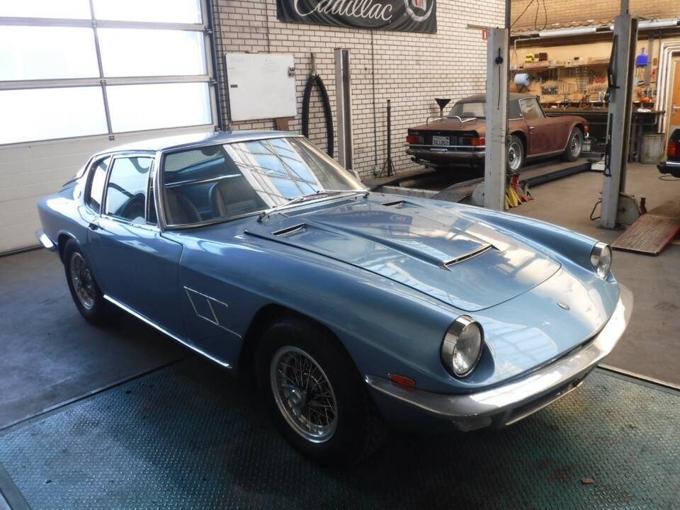 Image 34/50 of Maserati Mistral 4000 (1967)