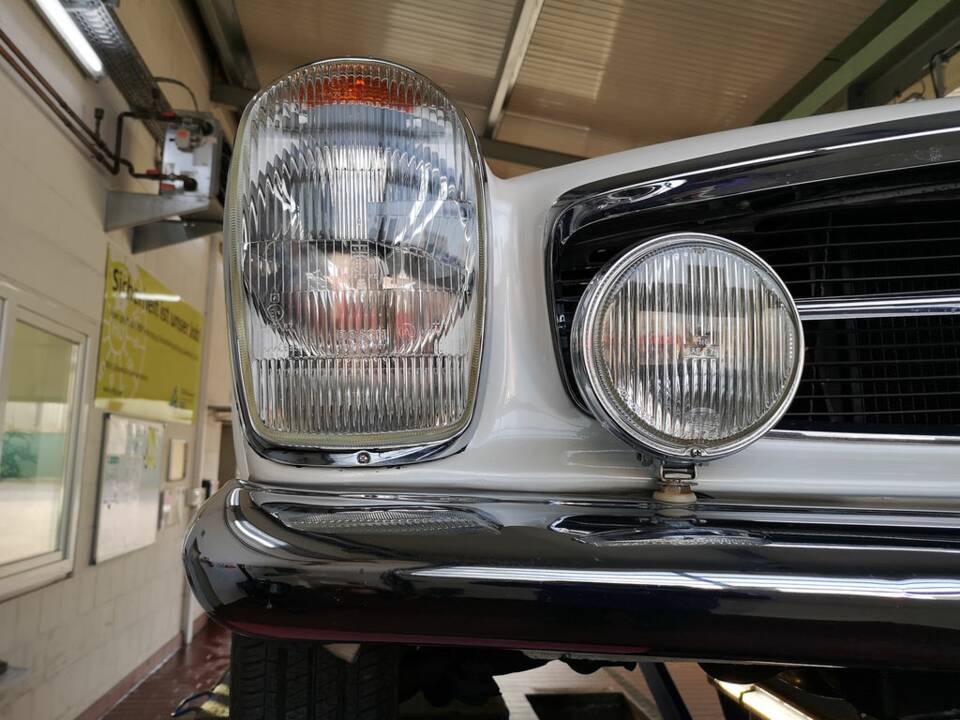 Image 5/8 of Mercedes-Benz 230 SL (1964)