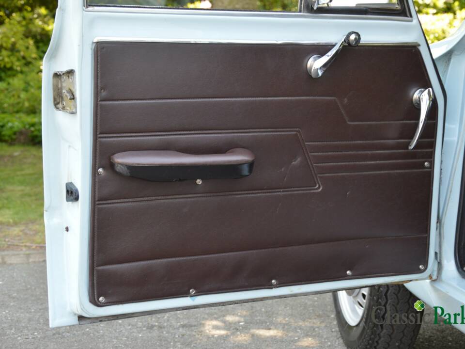 Image 16/50 de Alfa Romeo Giulia 1300 (1967)