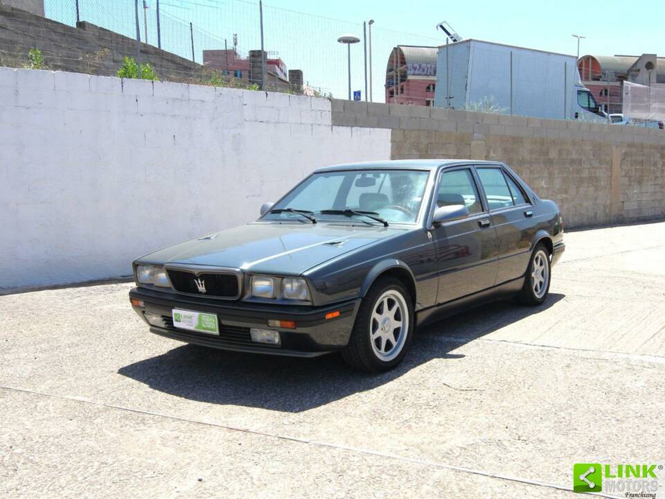 Image 1/10 de Maserati Biturbo 4.24V (1991)