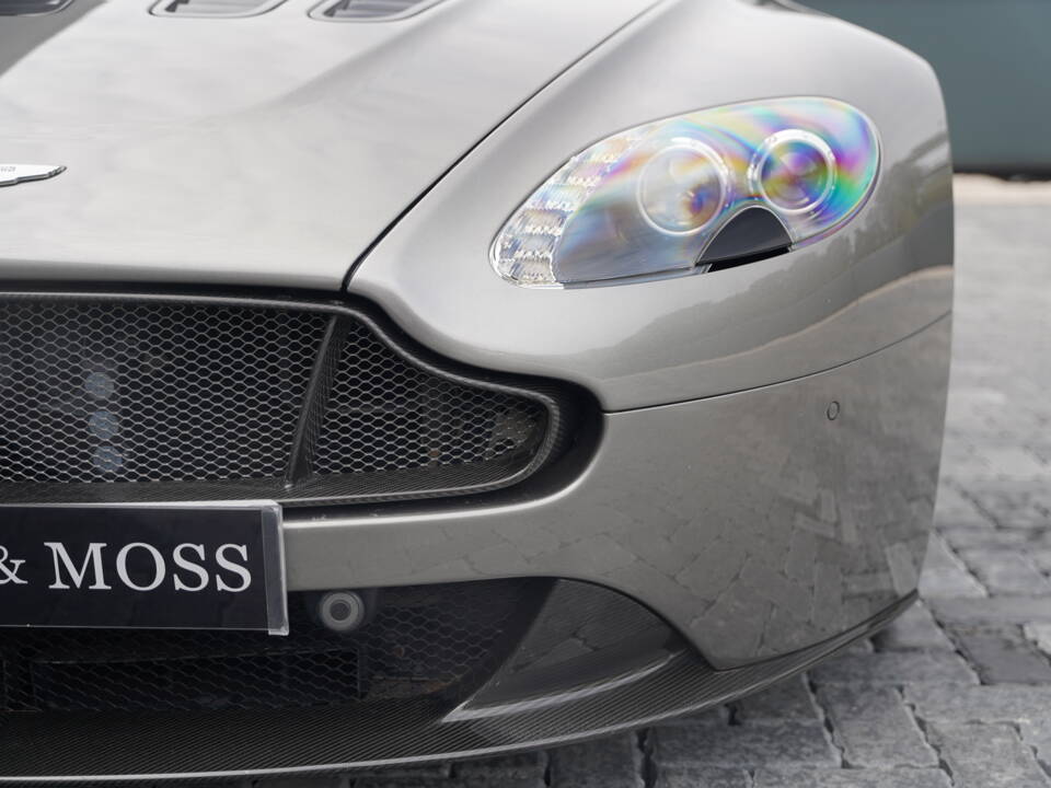 Imagen 11/50 de Aston Martin V12 Vantage S (2014)