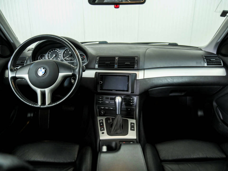 Image 7/50 de BMW 330xi (2002)