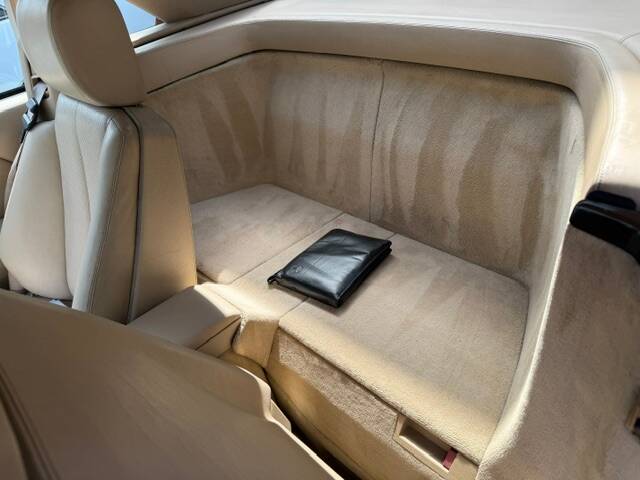 Image 14/17 of Mercedes-Benz 300 SL-24 (1992)