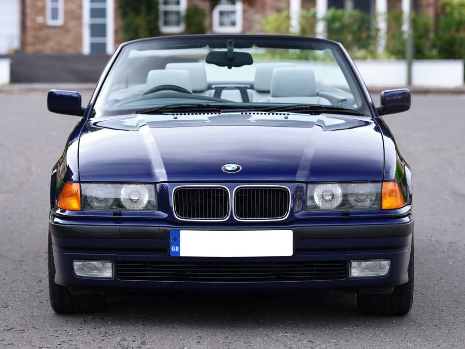 Image 6/50 de BMW 328i (1995)