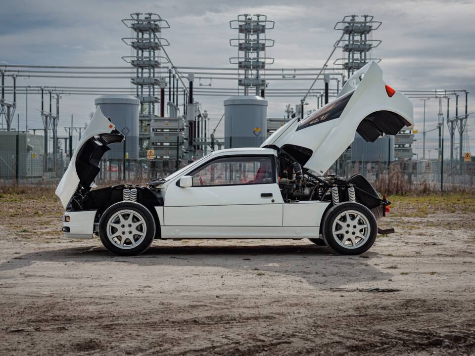 Image 25/50 of Ford Sierra RS Cosworth (1987)