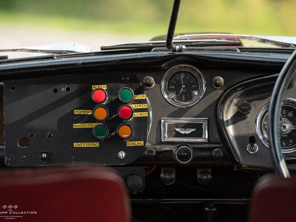 Immagine 18/23 di Aston Martin DB 2/4 Mk III (1958)