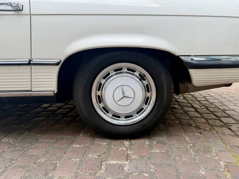 Image 50/50 of Mercedes-Benz 280 SL (1984)