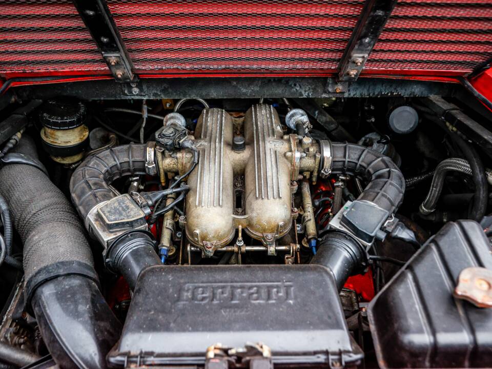 Image 35/42 of Ferrari Mondial T (1990)