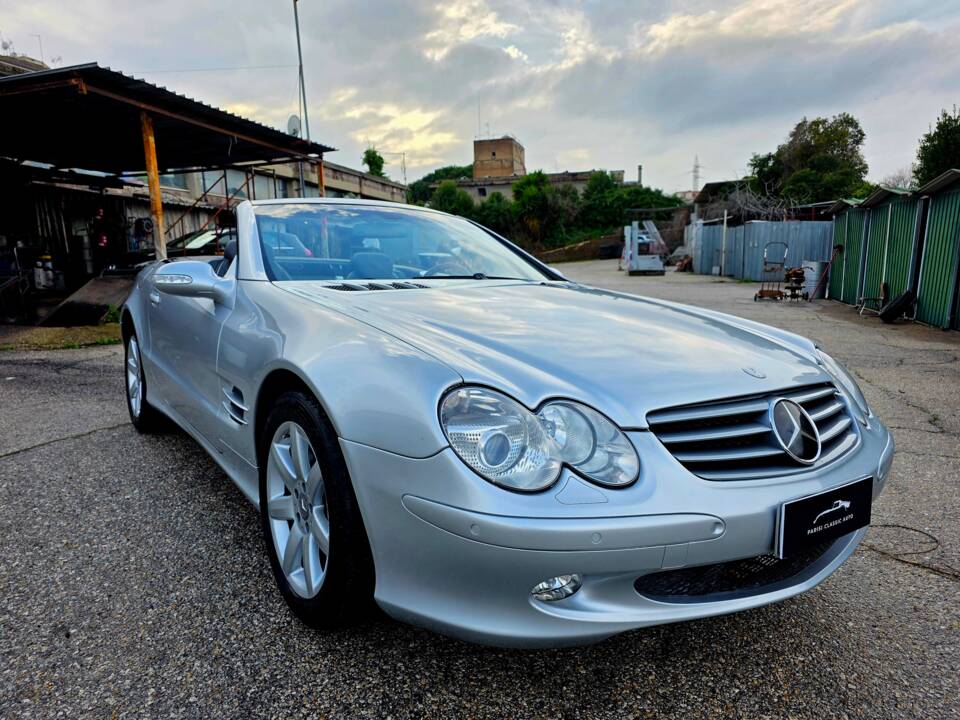 Image 3/39 of Mercedes-Benz SL 500 (2001)