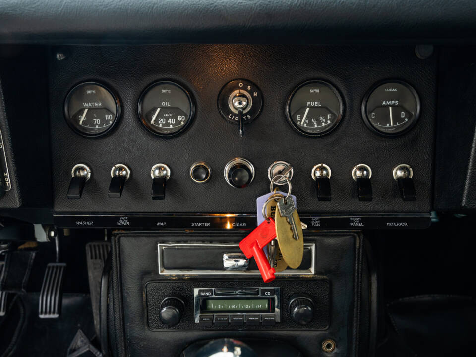 Afbeelding 53/79 van Jaguar E-Type 4.2 (1967)