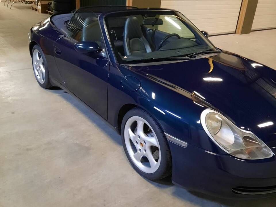 Image 3/7 de Porsche 911 Carrera 4 (WLS) (1999)