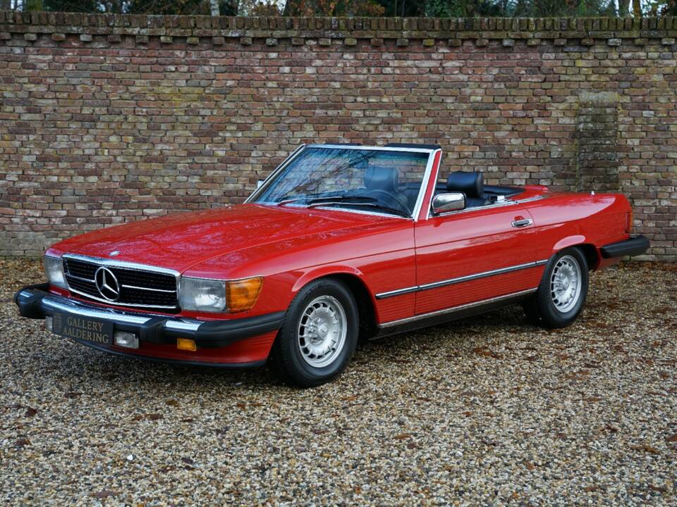 Bild 1/50 von Mercedes-Benz 500 SL (1983)