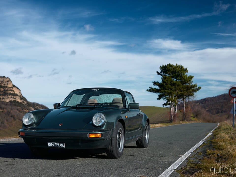 Image 6/79 of Porsche 911 SC 3.0 (1983)