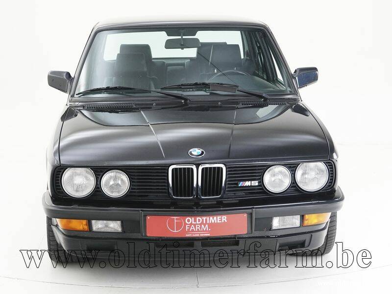 Image 14/15 of BMW M5 (1986)