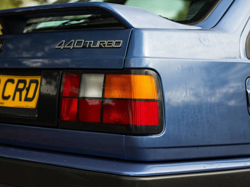 Immagine 10/50 di Volvo 440 Turbo (1992)