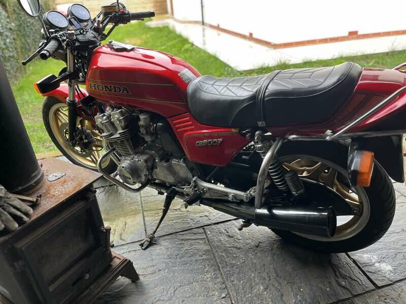 Afbeelding 15/23 van Honda CB 900 F2 (1981)