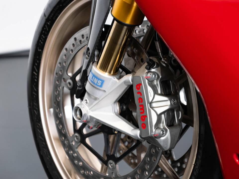 Image 22/50 of Ducati DUMMY (2008)