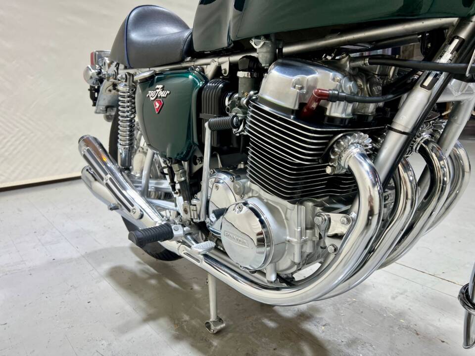 Image 16/16 of Honda CB 750 Four (1973)