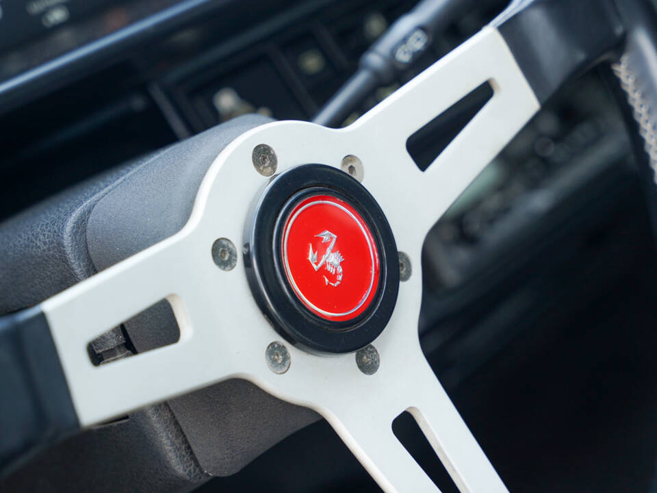 Image 21/49 of FIAT Ritmo 130 TC Abarth (1984)