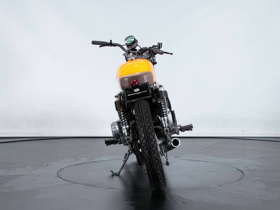Image 7/50 of Honda CB 750 Custom (1974)