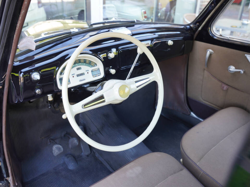 Image 26/50 of Lancia Appia C10 (1954)