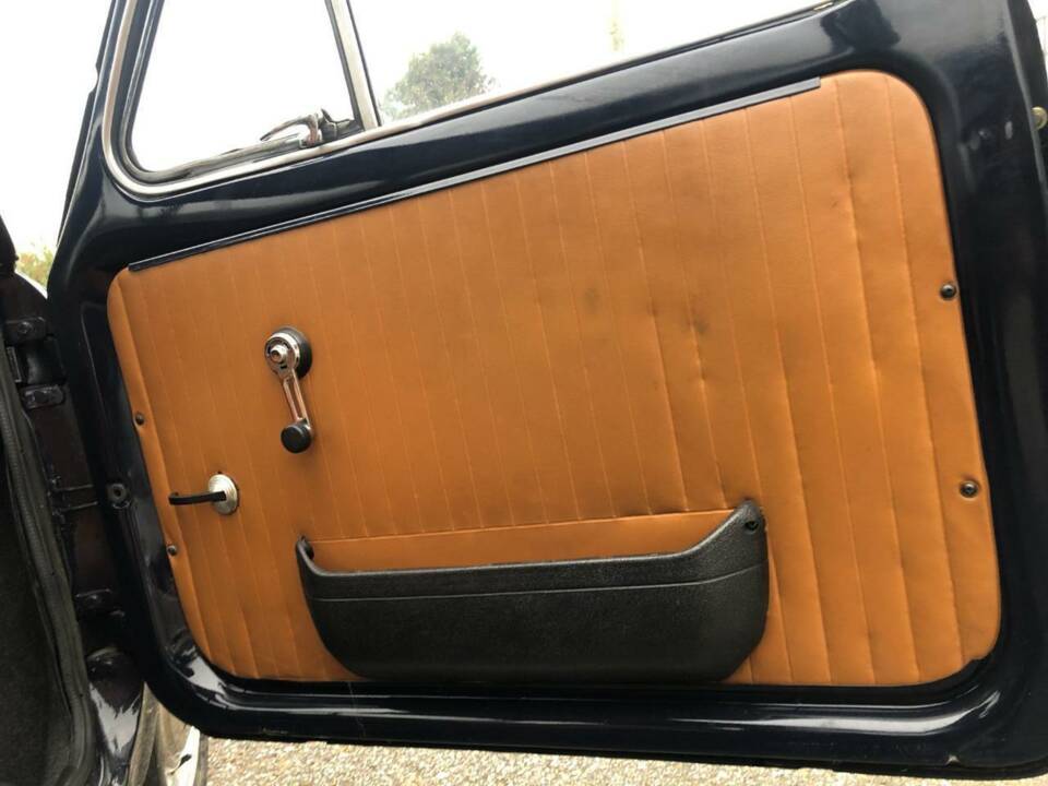 Immagine 37/50 di FIAT 500 L (1976)