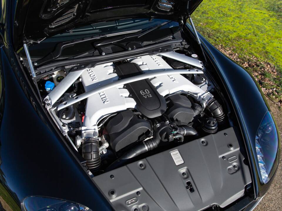 Bild 59/68 von Aston Martin V12 Vantage S (2018)