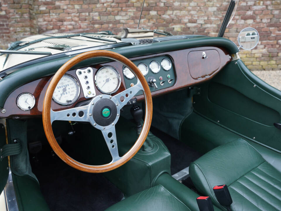 Image 3/50 of Morgan 4&#x2F;4 1800 (1994)